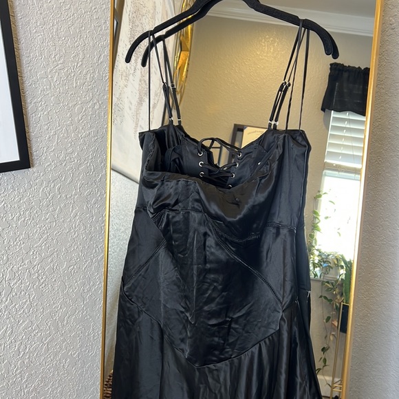 HOUSE OF CB 'Anabella' Black Lace Up Maxi Dress NWT - Picture 8 of 12